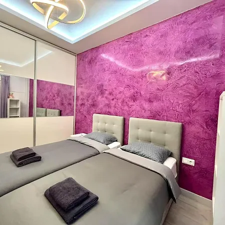 Modern Gorgeous House-1 Apartment